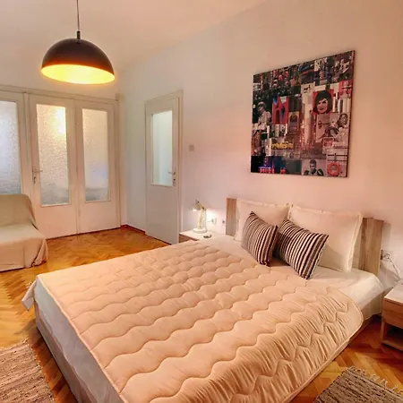 아파트 Terrace - Three Bedrooms Center